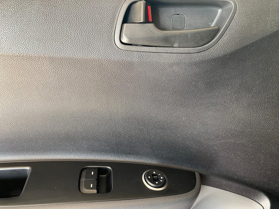 Hyundai i10 1,0 Touch 5d