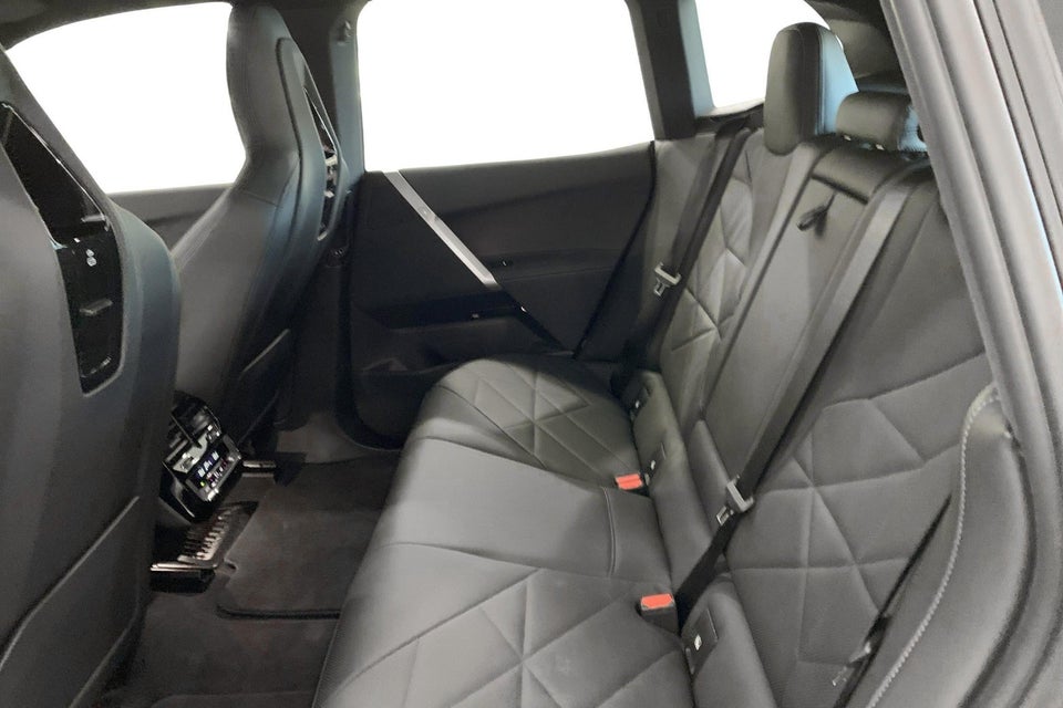 BMW iX xDrive40 Fully Charged 5d