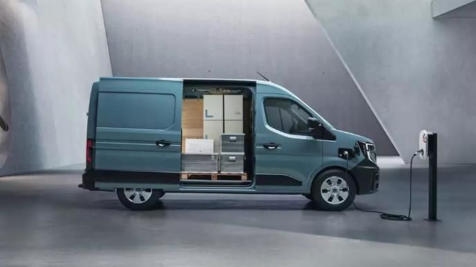 Renault Master IV T35 E-Tech L3H2 Kassevogn