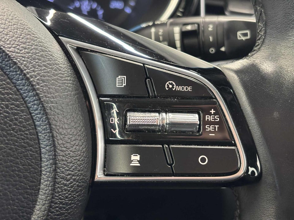 Kia Ceed 1,6 PHEV Prestige SW DCT 5d