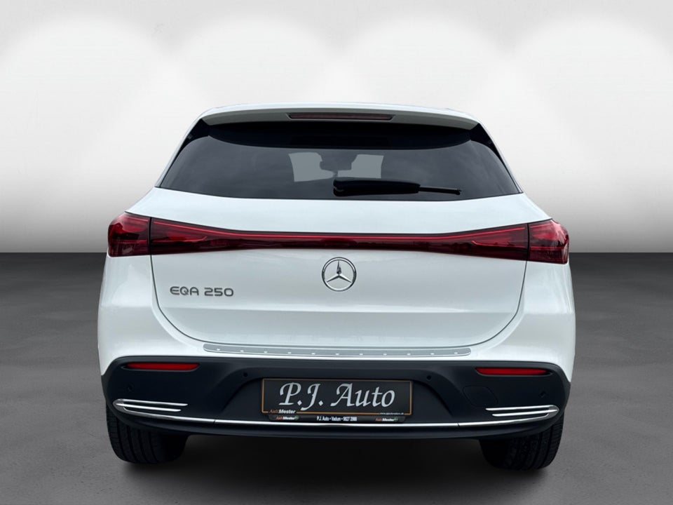 Mercedes EQA250 Progressive 5d