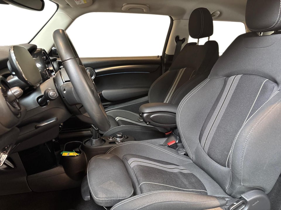 MINI Cooper SE Edition Premium Plus 3d