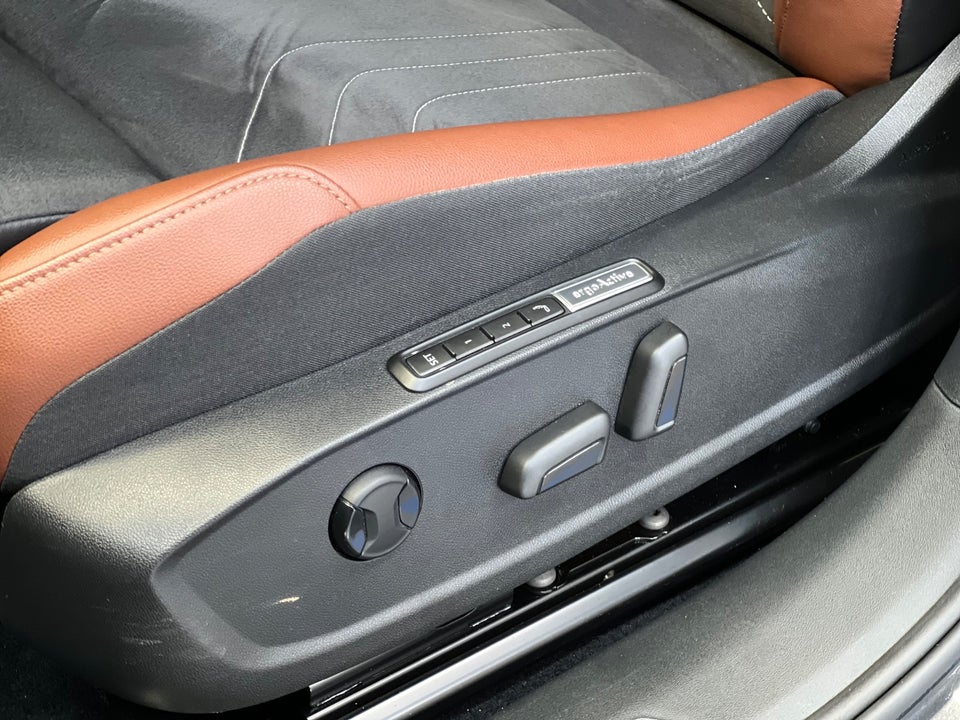 VW ID.4 77 Pro Performance Tech 5d