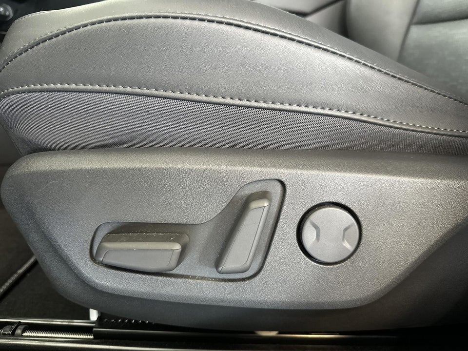 Kia Niro 64 EV Upgrade 5d