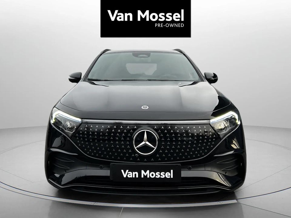 Mercedes EQA300 AMG Line 4Matic 5d