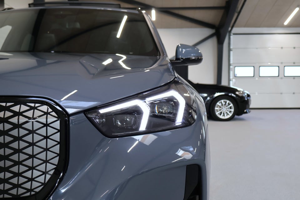 BMW iX1 eDrive20 M-Sport Pro 5d