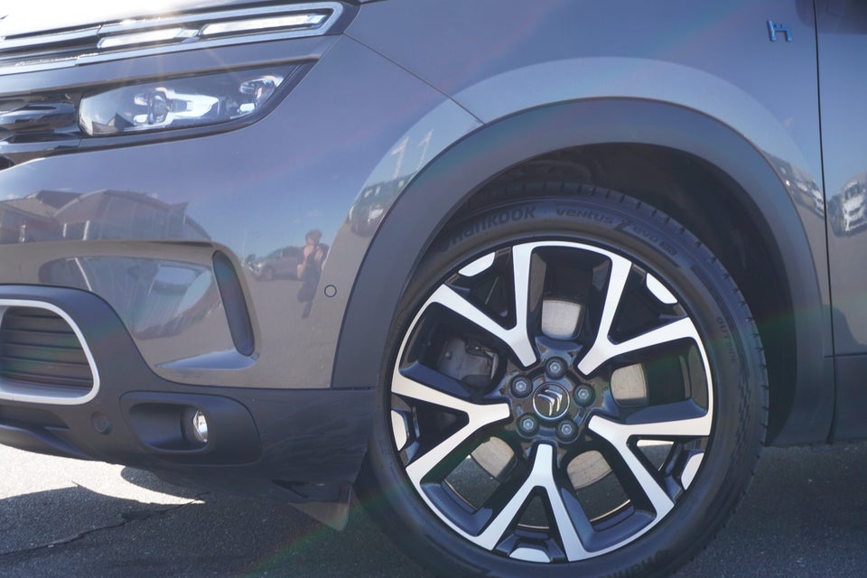 Citroën C5 Aircross 1,6 Hybrid Shine Sport EAT8 5d