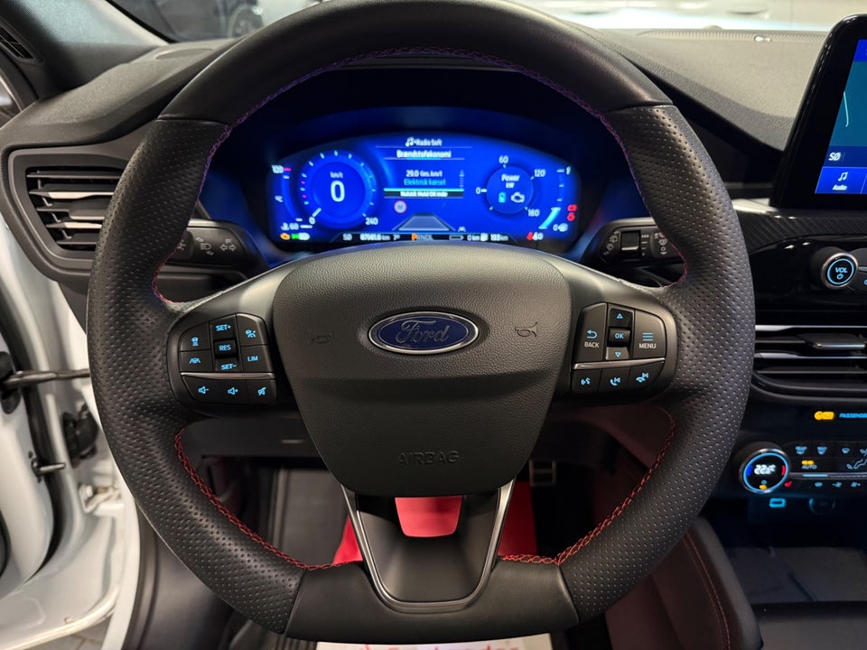 Ford Kuga 2,5 PHEV ST-Line X CVT 5d