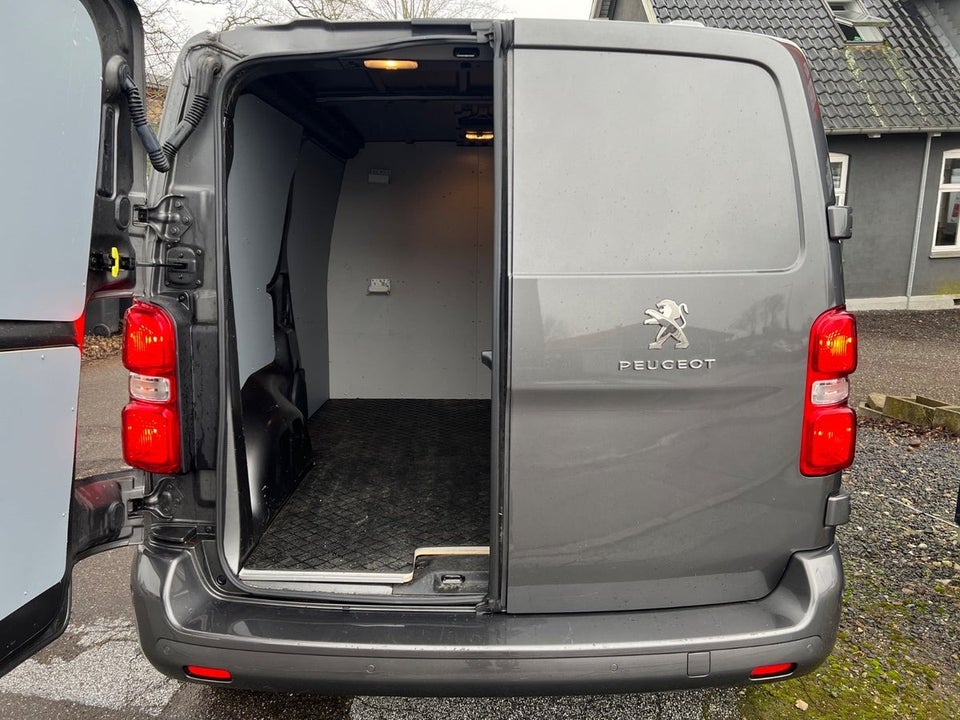 Peugeot Expert 2,0 BlueHDi 122 L2 Ultimate EAT8 Van