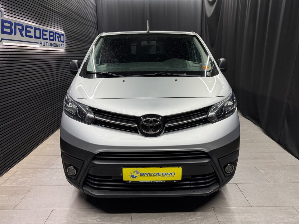 Toyota ProAce 2,0 D 180 Long Comfort aut. 6d