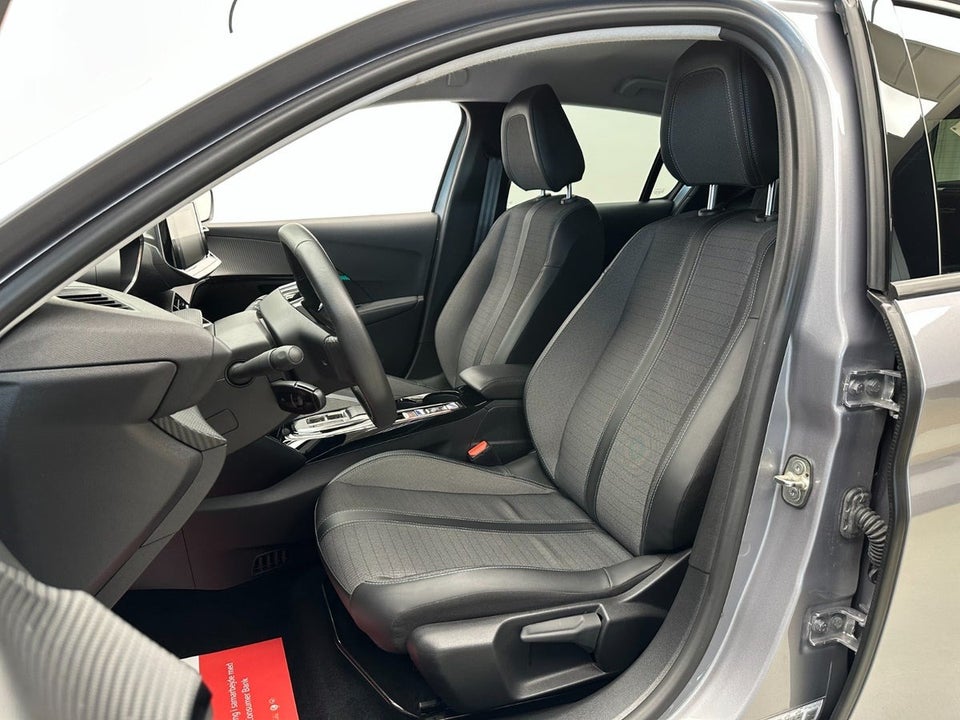 Peugeot e-208 50 Allure 5d