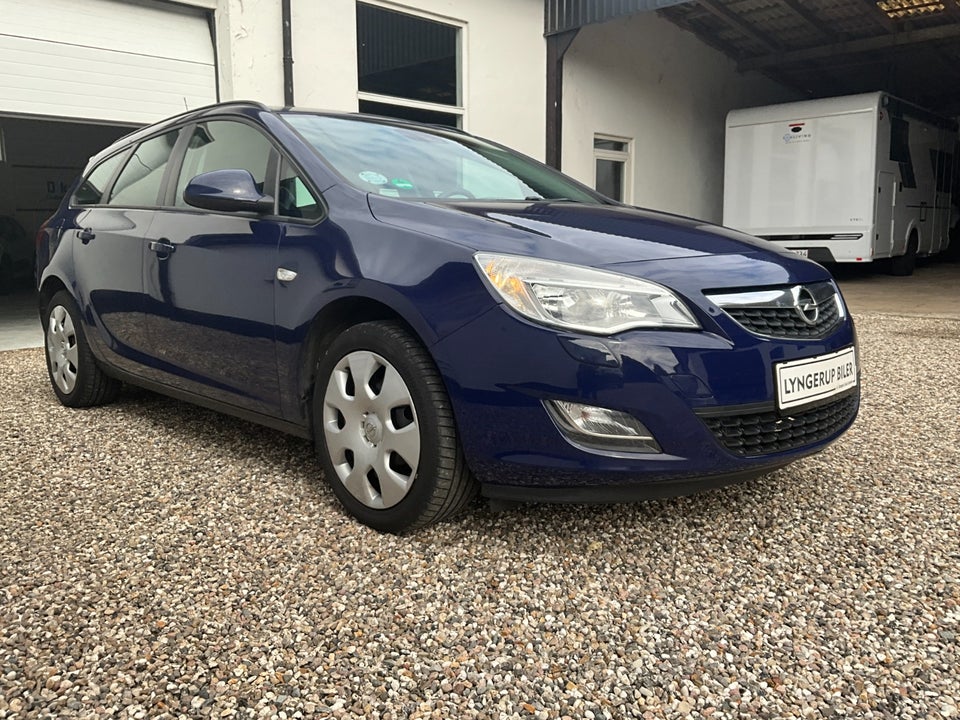 Opel Astra 1,4 100 Essentia Sports Tourer 5d