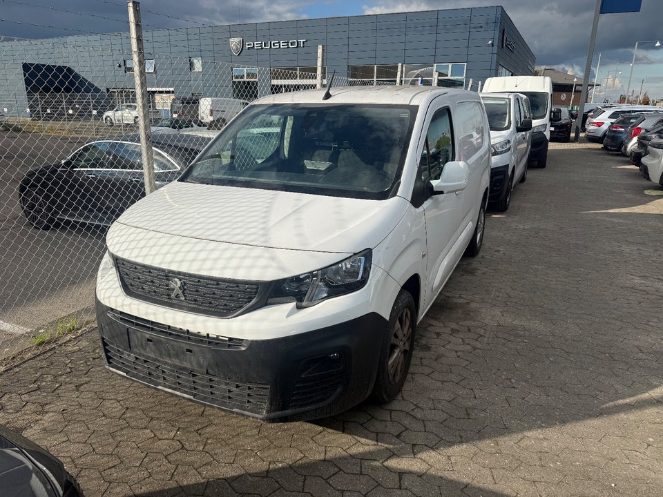 Peugeot Partner 1,5 BlueHDi 130 L2V2 Ultimate EAT8 Van