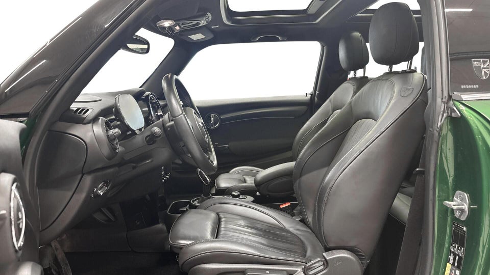 MINI Cooper SE Maximise 3d