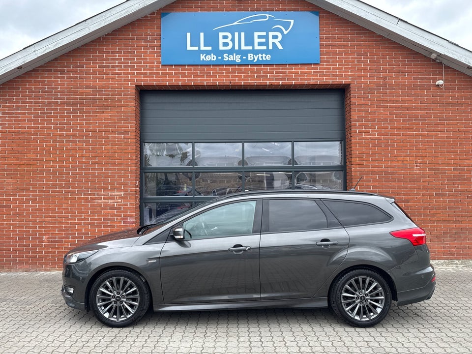 Ford Focus 1,0 EcoBoost ST-Line stc. 5d