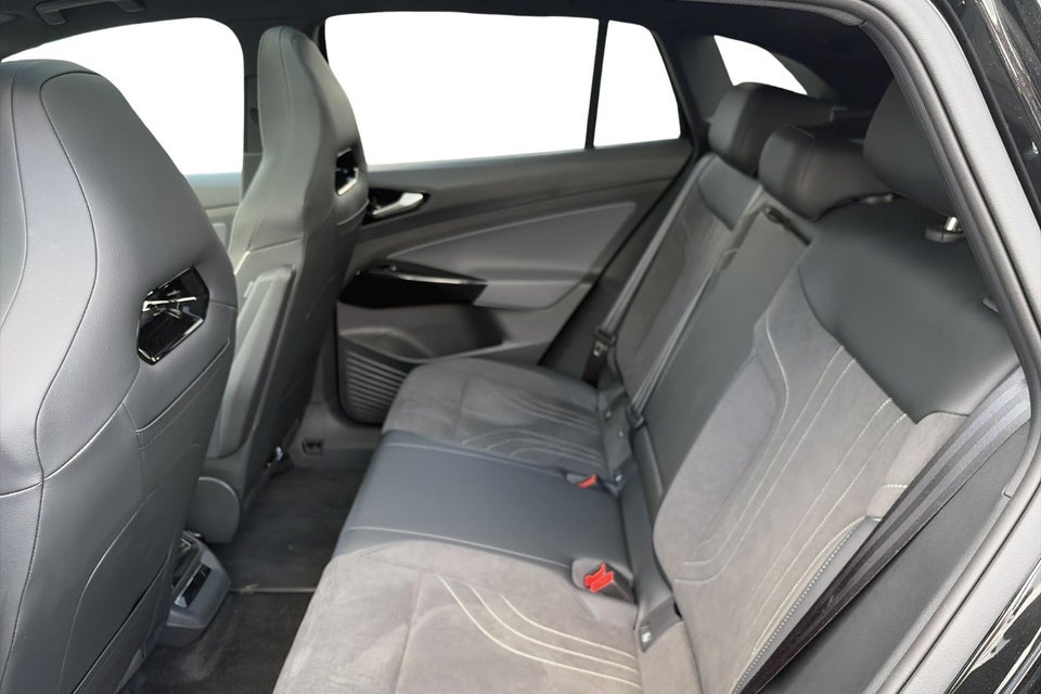 VW ID.4 77 Style Edition 5d