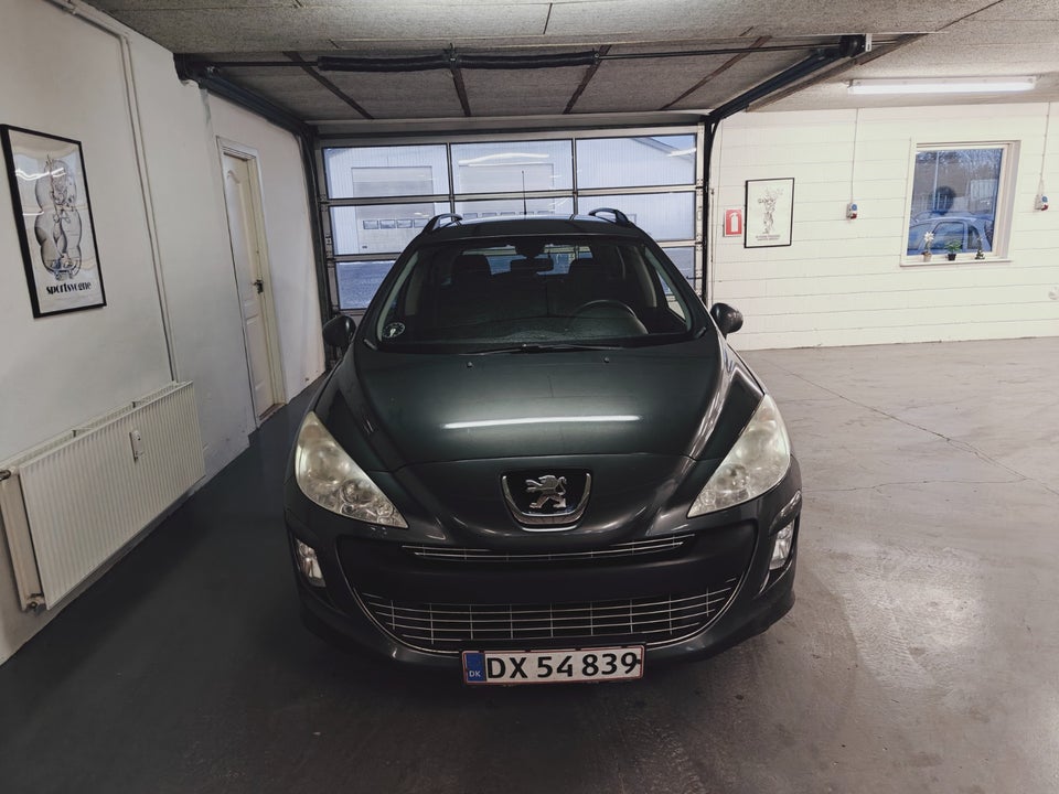 Peugeot 308 1,6 HDi 112 Comfort+ stc. 5d