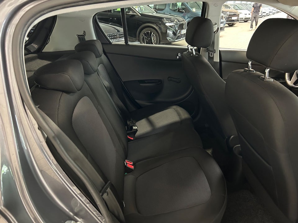 Hyundai i20 1,25 Classic Go! 5d