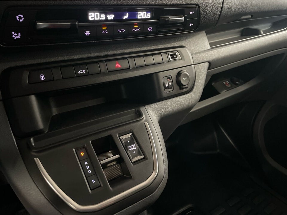 Peugeot e-Expert 75 L2 Premium Van