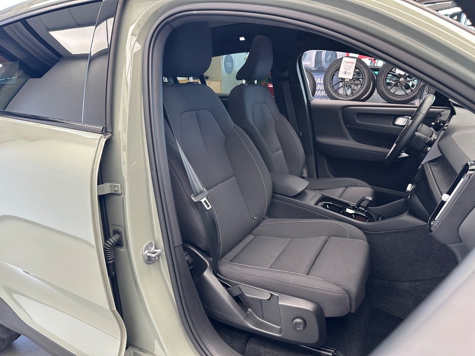 Volvo C40 P6 ReCharge Core 5d