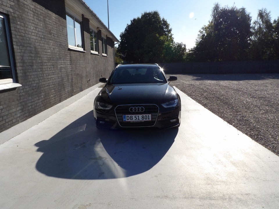 Audi A4 2,0 TDi 150 Avant Multitr. 5d