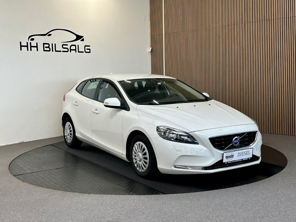 Volvo V40 1,6 D2 115 Kinetic Drive-E 5d