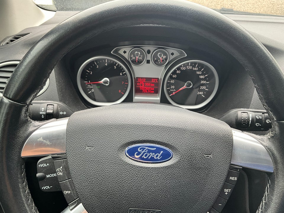 Ford Focus 1,6 Ambiente 3d