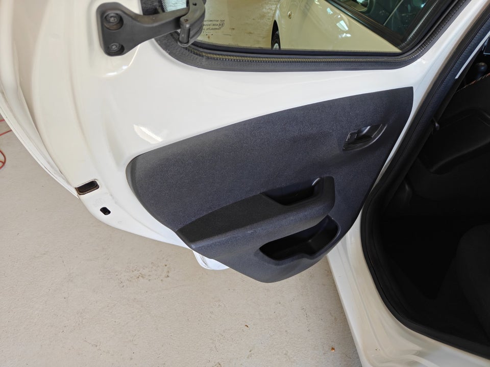 Citroën C1 1,2 PureTech Feel Complet 5d
