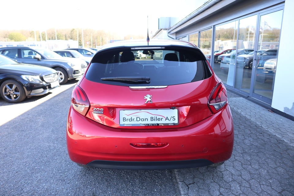 Peugeot 208 1,5 BlueHDi 100 Allure Sky 5d