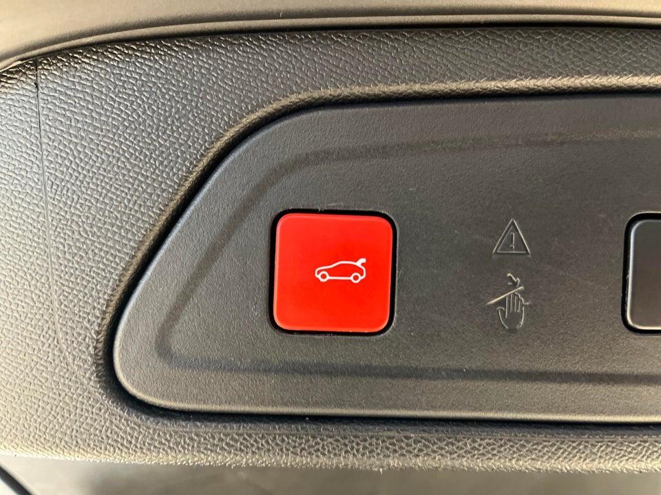 Citroën C5 Aircross 1,6 Hybrid Shine EAT8 5d