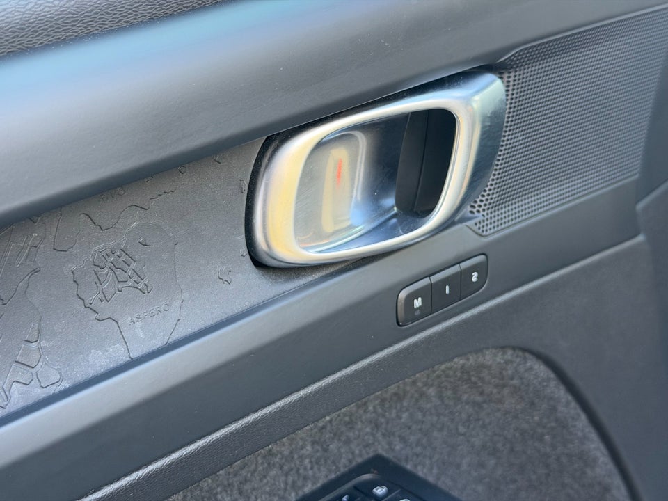 Volvo XC40 ReCharge Plus 5d
