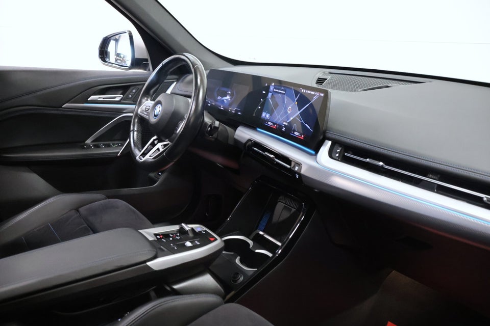 BMW iX1 xDrive30 Charged M-Sport 5d