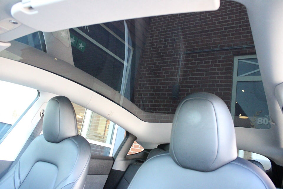 Tesla Model Y Performance AWD 5d