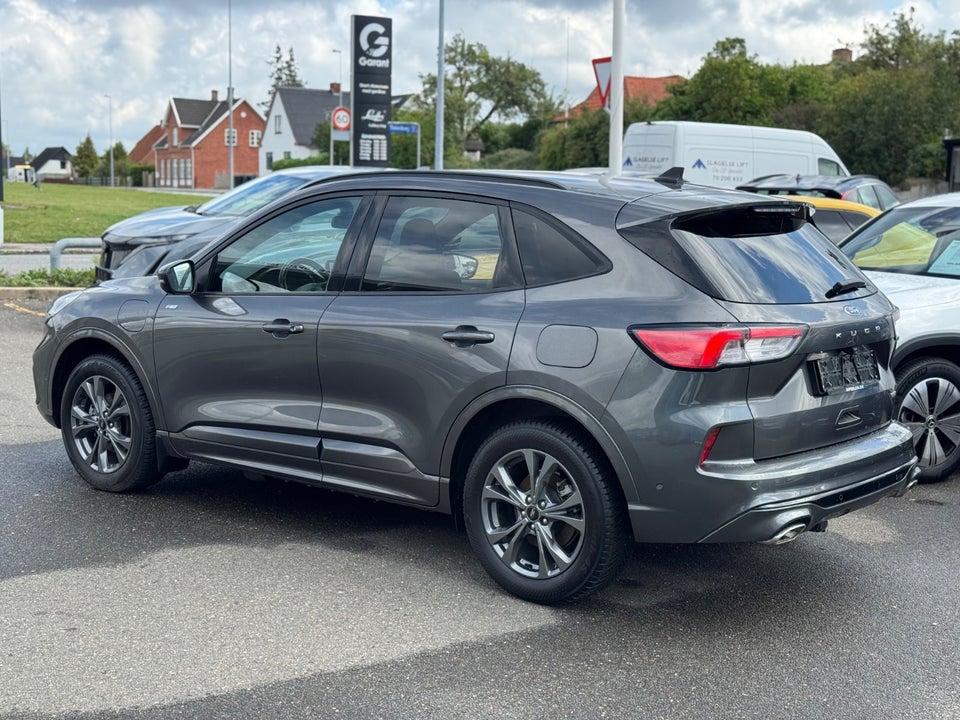 Ford Kuga 2,5 PHEV ST-Line X CVT 5d