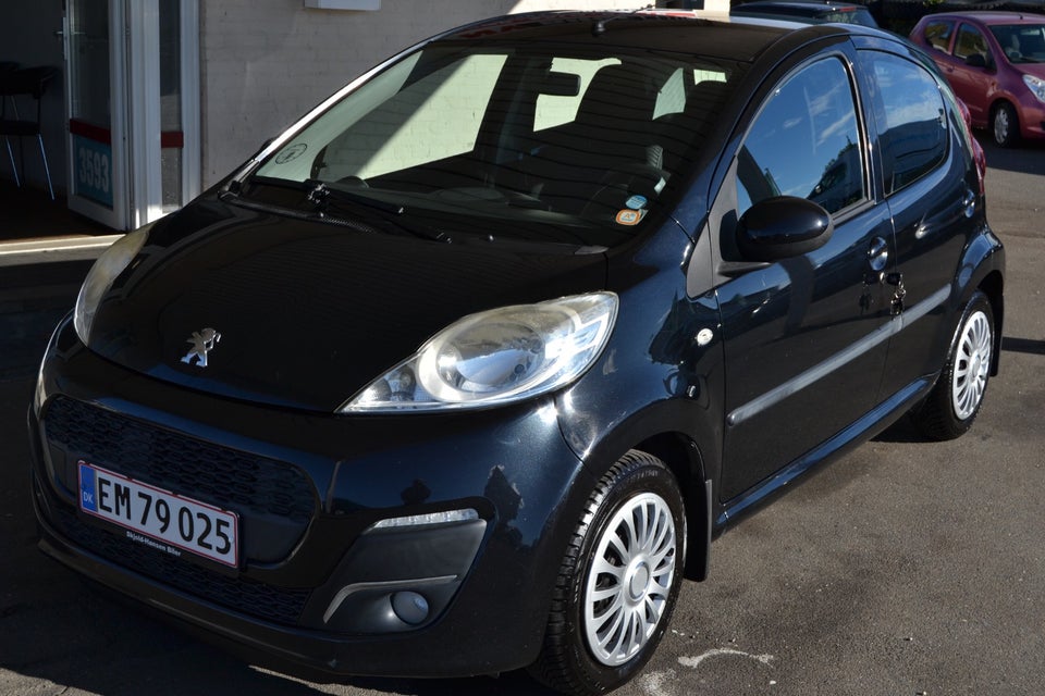 Peugeot 107 1,0 Champion Air 5d