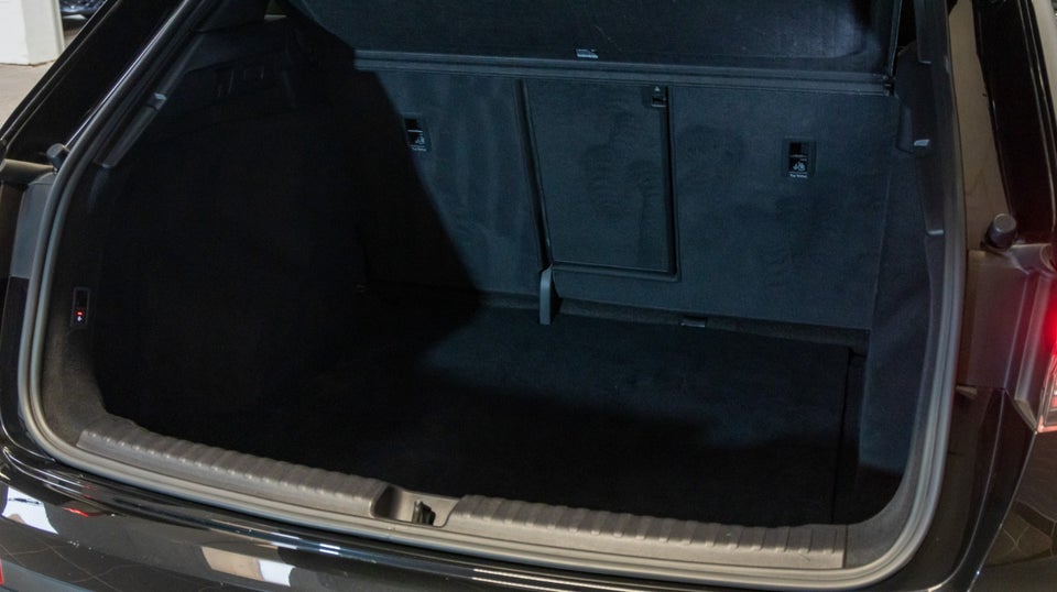 Audi Q4 e-tron 40 Advanced S-line 5d