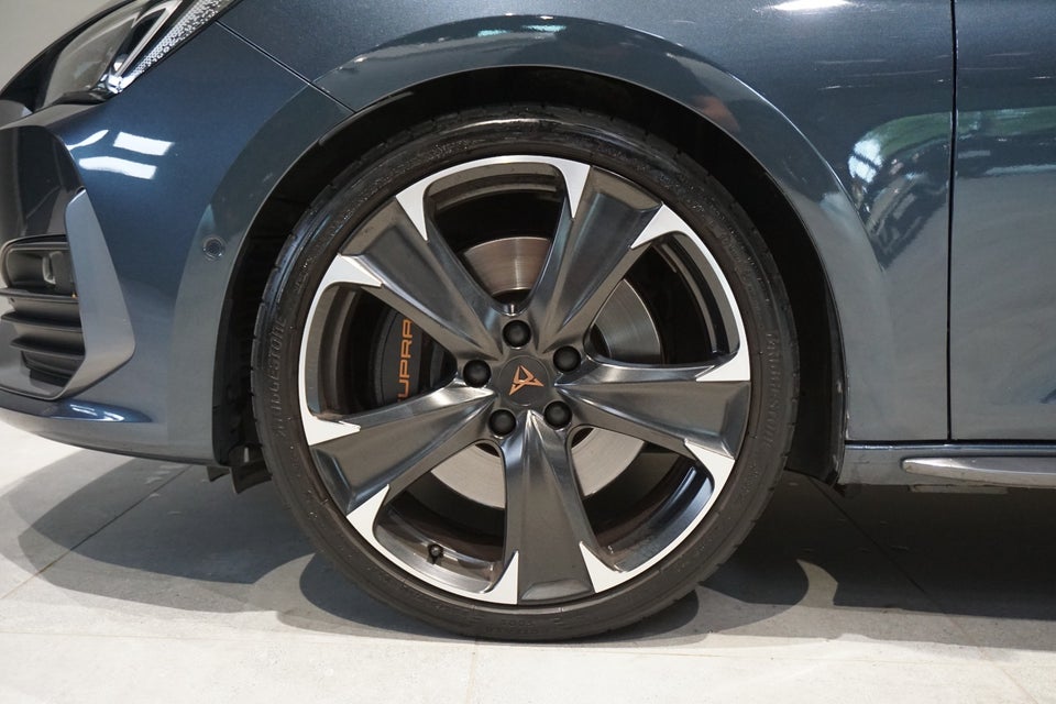 Cupra Leon 2,0 TSi Sportstourer DSG 4Drive 5d