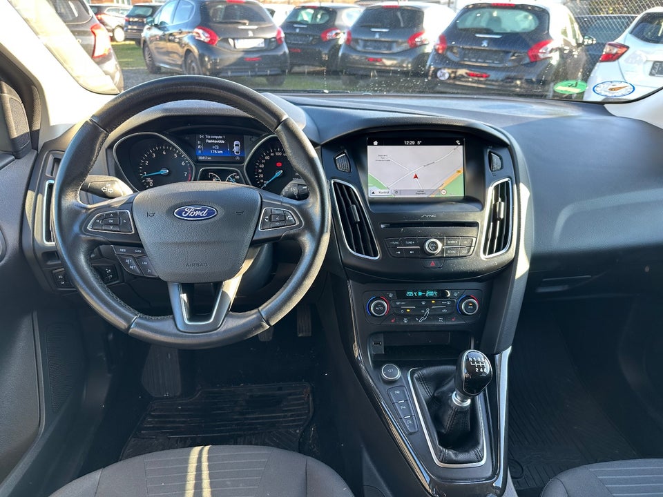 Ford Focus 1,0 SCTi 125 Titanium Fun stc. 5d