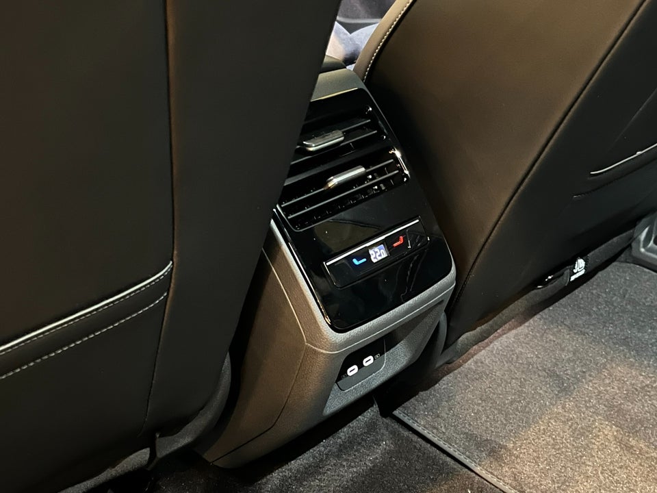 VW ID.7 77 Style+ Tourer 5d