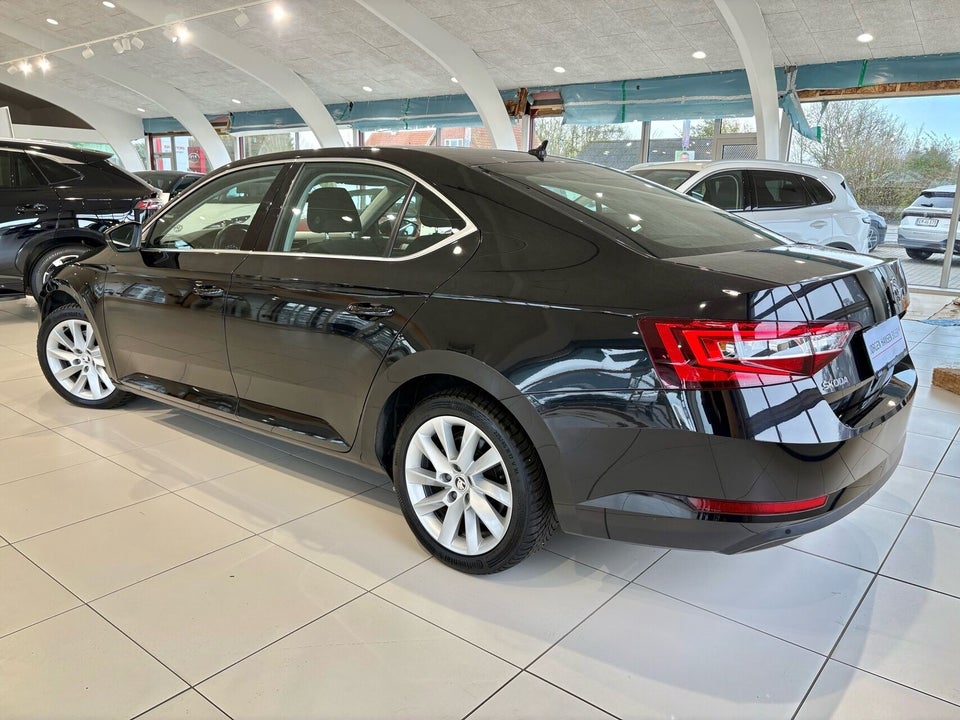 Skoda Superb 2,0 TDi 190 Style DSG 5d