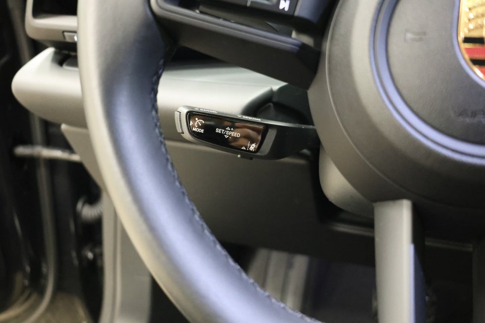 Porsche Macan 4 5d