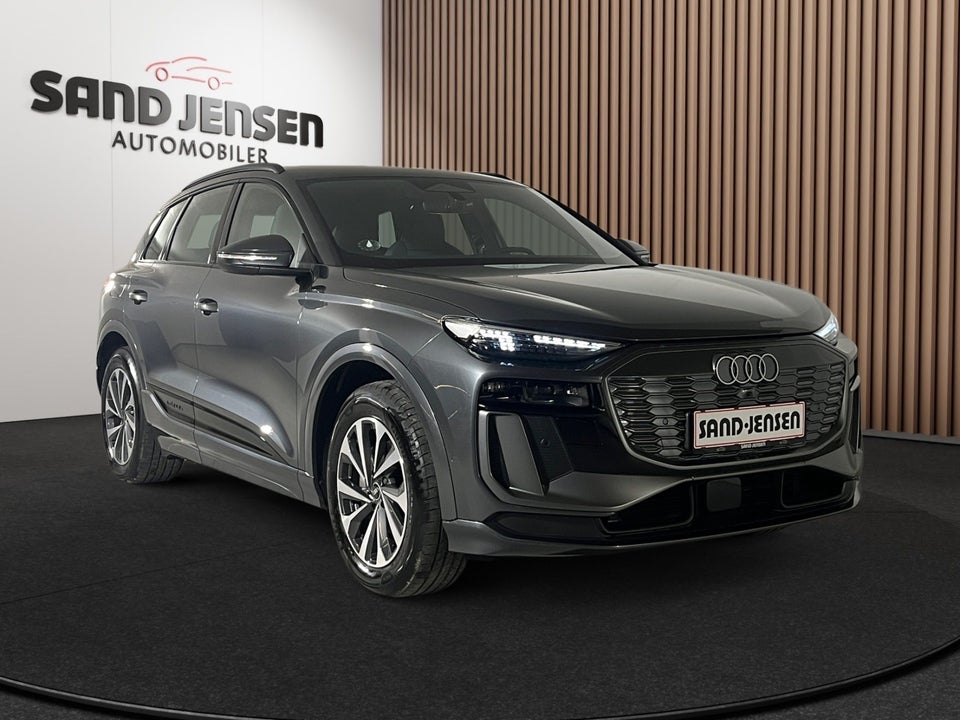 Audi Q6 e-tron S-line quattro 5d