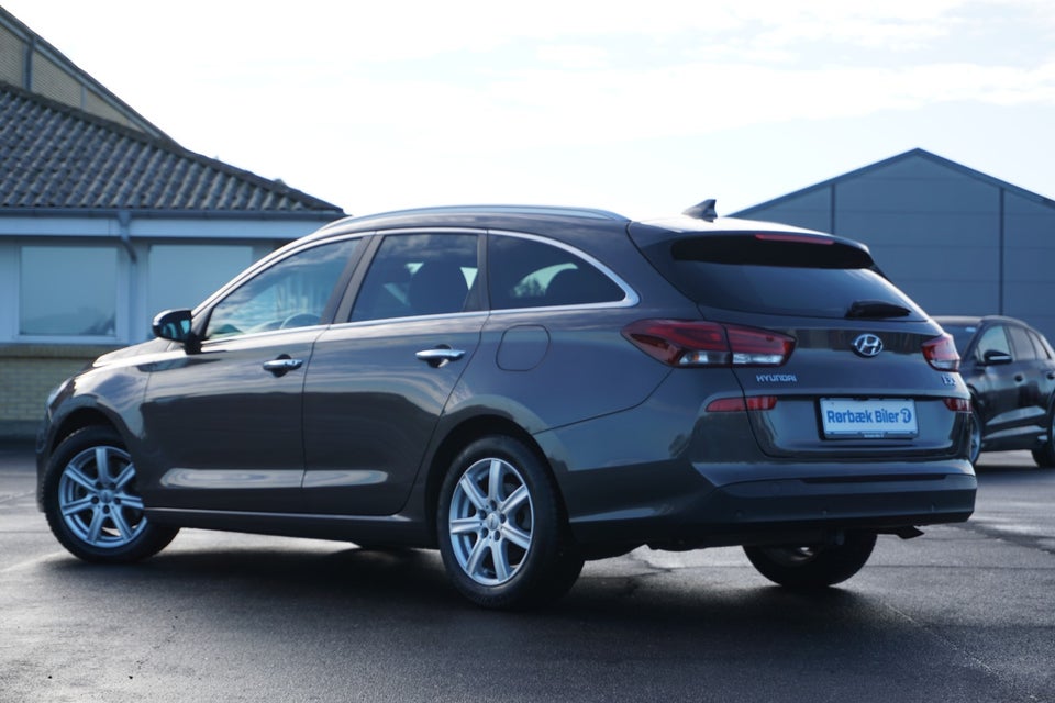 Hyundai i30 1,4 T-GDi Premium DCT 5d