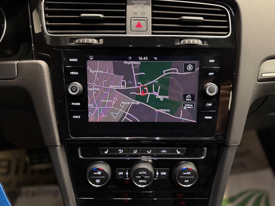 VW Golf VII 1,4 GTE DSG 5d