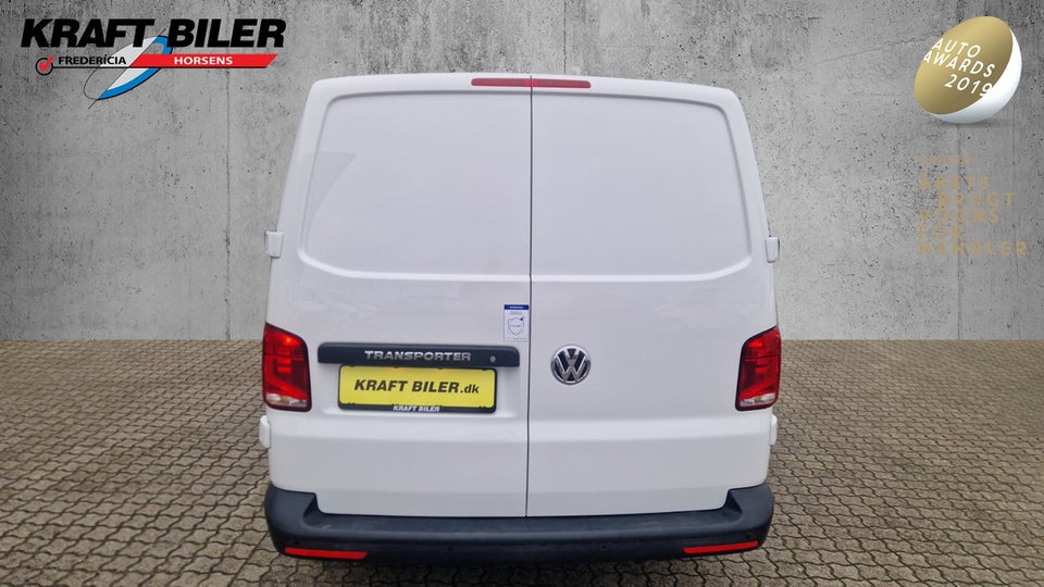 VW Transporter 2,0 TDi 150 Kassevogn DSG lang