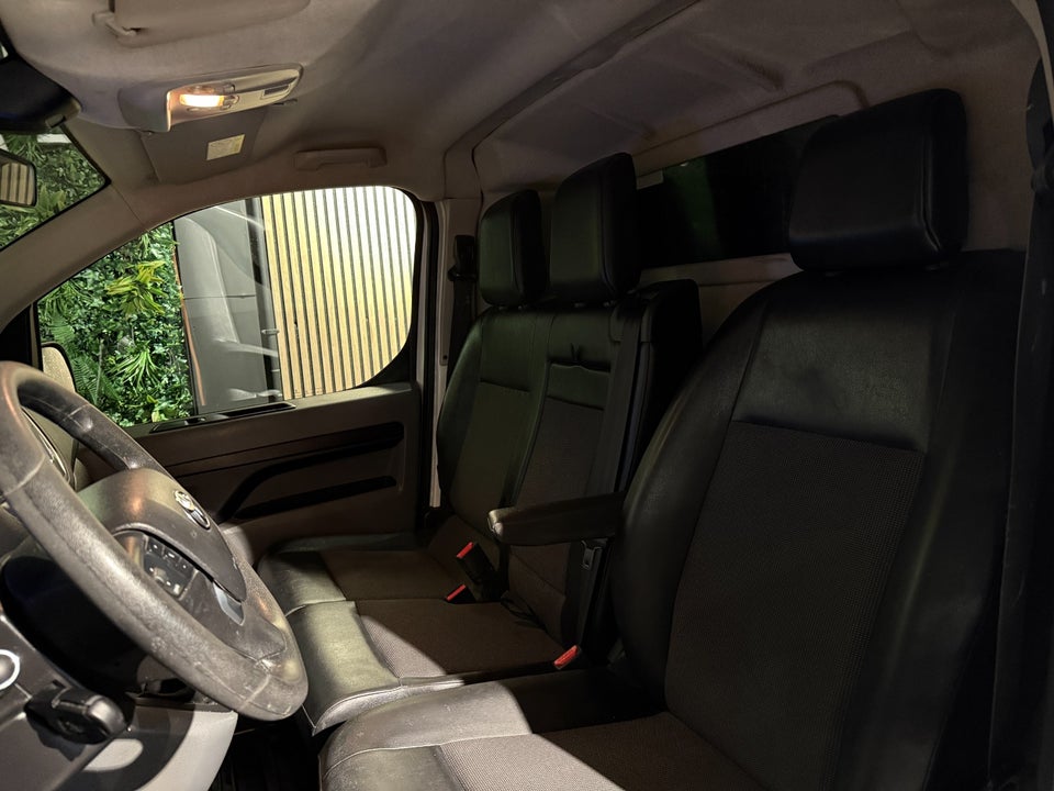 Toyota ProAce 2,0 D 120 Long Comfort 5d