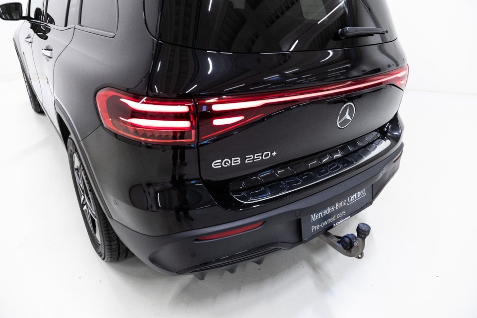 Mercedes EQB250+ AMG Advance Plus 5d