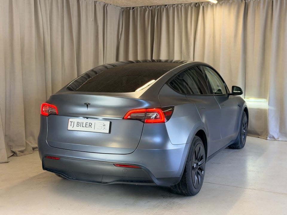 Tesla Model Y Long Range AWD 5d