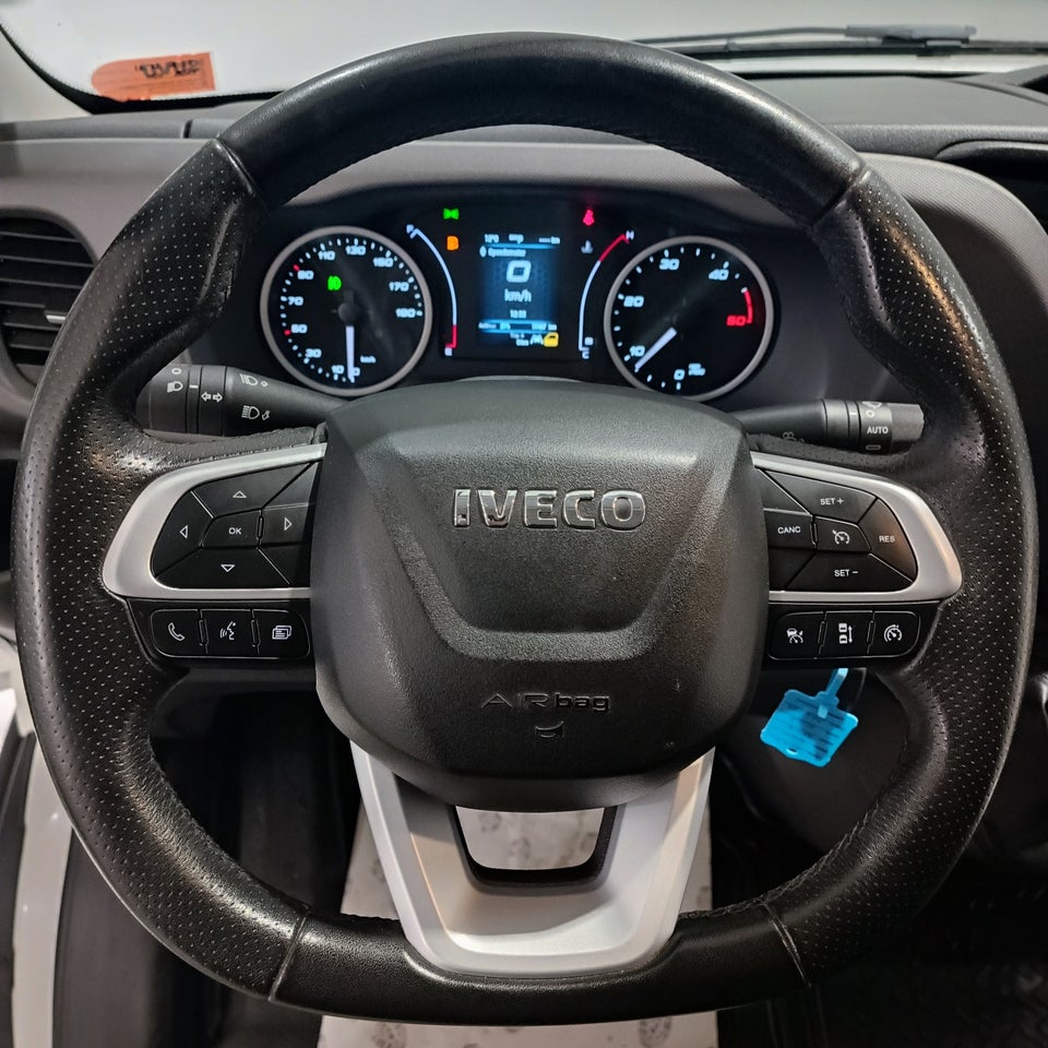 Iveco Daily 2,3 35S16 12m³ Van AG8