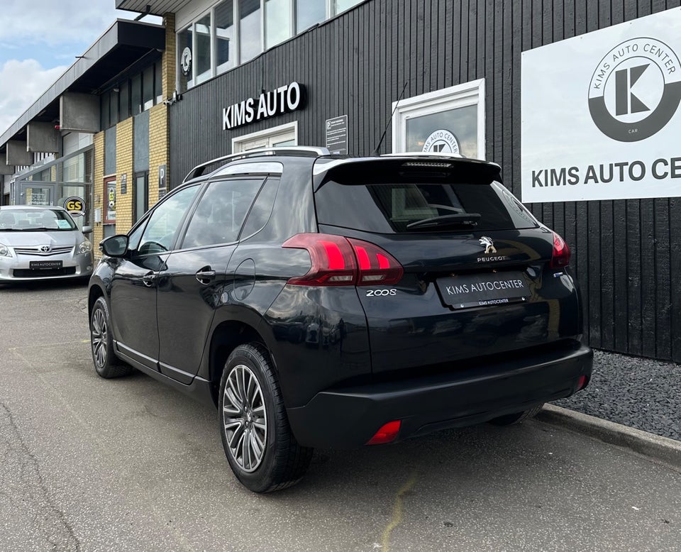 Peugeot 2008 1,2 VTi 82 Winter Edition 5d